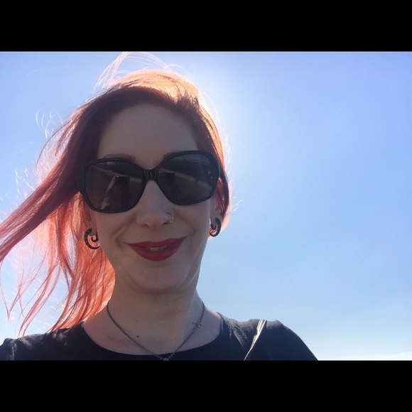 Meet your Posher, Alicia - Picture 6 of 8